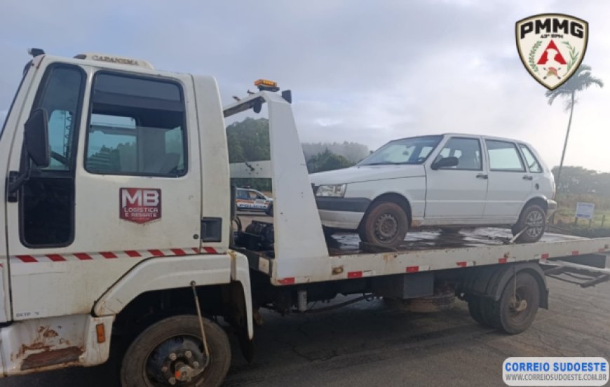 Veículo furtado em Nova Resende é recuperado e indivíduos são presos pela Polícia Militar em Monte Belo